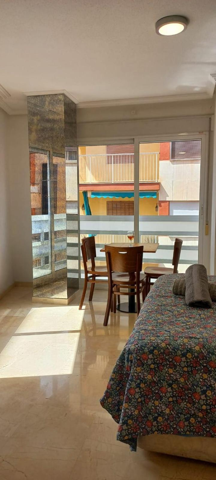Holiday Centre Deluxe Apartamento Alicante Exterior foto